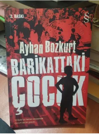 Barikattaki Çocuk