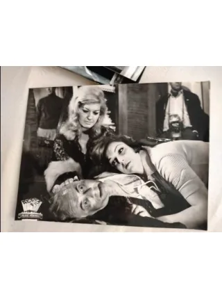 Yakut Gözlü Kedi 1966 - Neriman Köksal / Selda Akkor /Muammer Gözalan * Siyah Beyaz /Set Fotosu