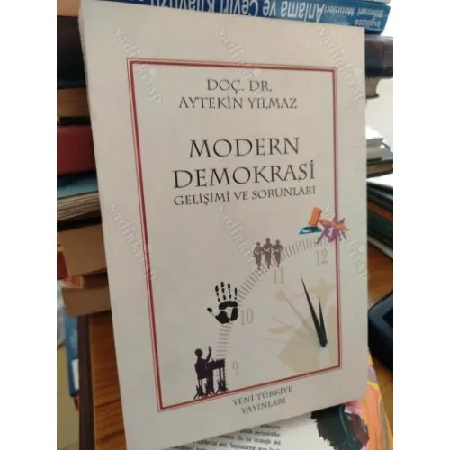 Modern Demokrasi Gelişimi ve Sorunları