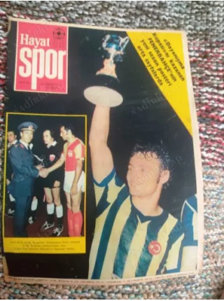 Hayat Spor 22/1974 Dayanışma Kupası Fenerin,Burhan Felek,Uşak,Poster FenerBahçe(Dev)Metin Kurt,Yener ÇokYaşar,Kemal Batmaz,Adnan Süvari,Kamuran Yavuz