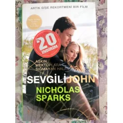 Sevgili John - Aşkın Mektuplara Sığmayan Hali Tv/Film Kitapları (Dear John)