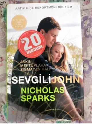 Sevgili John - Aşkın Mektuplara Sığmayan Hali Tv/Film Kitapları (Dear John)