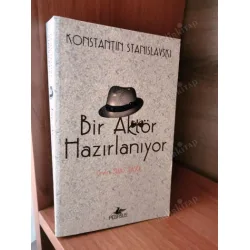 Bir Aktör Hazırlanıyor Bir Aktör Hazırlanıyor