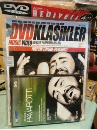 Boyut DVD Klasikleri Sayı 1 Yüzyılın tenoru : Pavarotti (Poşetinde Kitapçık+Dvd Dahil Yeni)