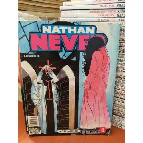 Nathan Never Lal Sayı 8 Kötü anılar Tam Macera (38 lik Seri)