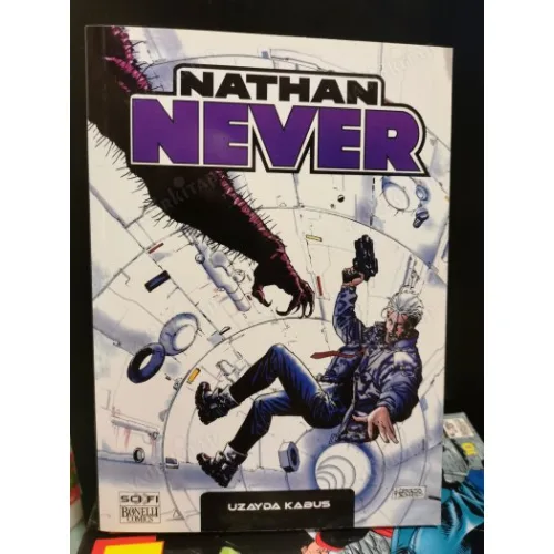 Nathan Never Cilt 11 - Uzayda Kabus , Devrimden Sonra , Ölümcül Konser (3 Tam Macera)