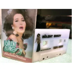 Bülent Ersoy - Ablan Kurban Olsun Sana Tempa / Foneks Bandrol-Kartonet Tam Bülent Ersoy - Ablan Kurban Olsun Sana Tempa / Foneks Bandrol-Kartonet Tam