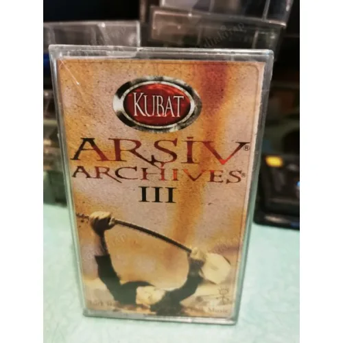 Kubat Arşiv (Archives) III Türk Halk Müziği Bay Müzik / Plaksan Bandrol-Kartonet Tam Kaset (Ambalajında Yeni)