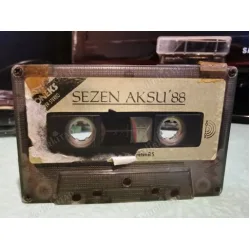 Sezen Aksu - 88 Polipon / Foneks Kaset