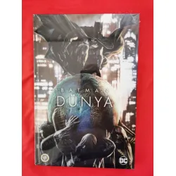 Batman: Dünya / Lee Bermejo (Sert Kapak / HardCover , Ambalajında Açılmamış) Batman: Dünya / Lee Bermejo (Sert Kapak / HardCover , Ambalajında Açılmamış)