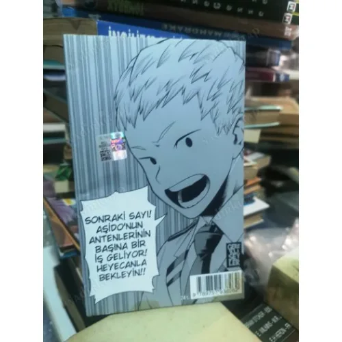Kahramanlık Akademim Cilt 13 ( Boku No Hero Academia ) MANGA BKZ