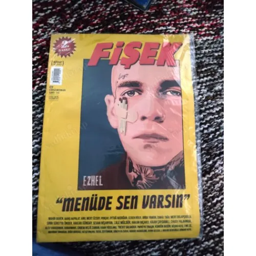 Fişek Ot Çizgi Roman Sayı 1 Menüde Sen Varsın,Ezhel,Chuck Palahnuik,Hakan Bıçakçı,Sevan Nişanyan (Ambalajında)