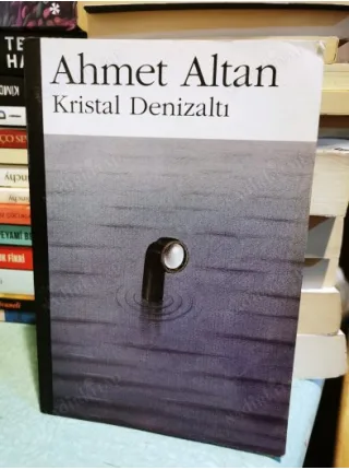 Kristal Denizaltı