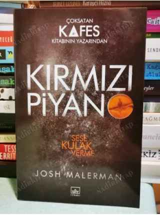 Kırmızı Piyano