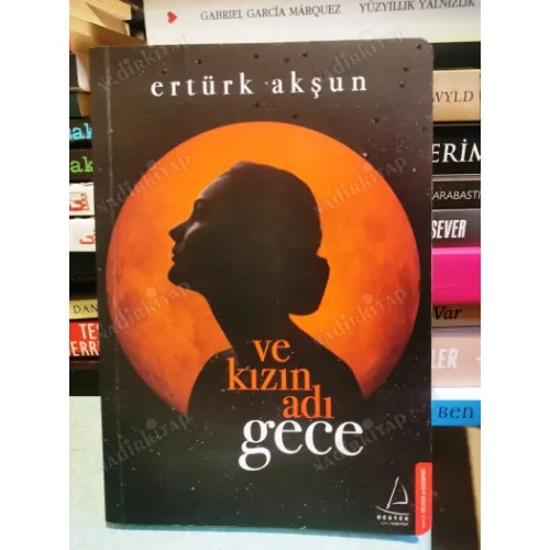 Ve Kızın Adı Gece