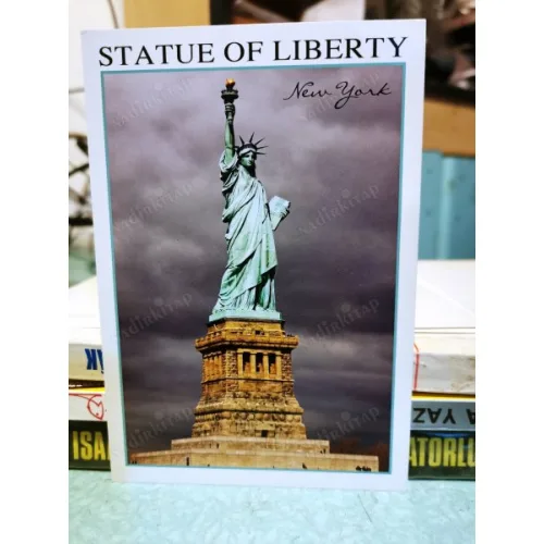 Statue of Liberty Hürriyet Heykeli 1886 , 93m (Amerika)