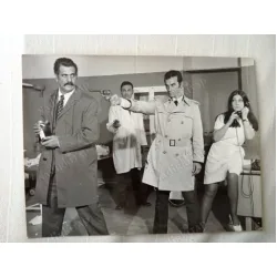 Akrep Tuzağı 1970 Erol Taş / Süleyman Turan Siyah Beyaz / Set Fotosu Akrep Tuzağı 1970 Erol Taş / Süleyman Turan Siyah Beyaz / Set Fotosu
