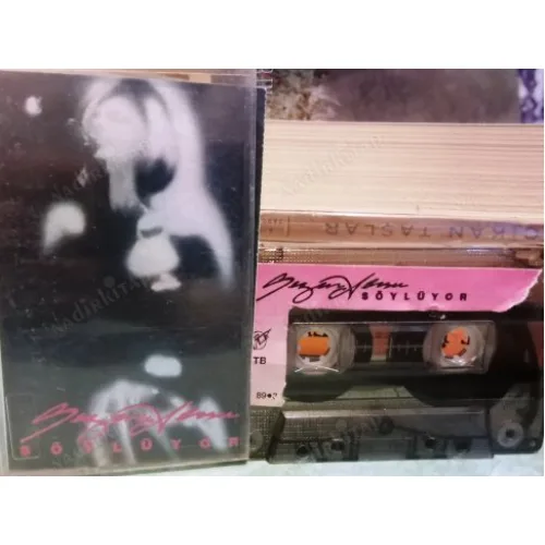 Sezen Aksu - Söylüyor Fono Müzik / Raks Bandrol-Kartonet Tam Kaset