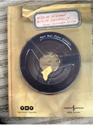 Büyük İnsanlık Nazım Hikmet - Kendi Sesinden Şiirler (Kitap+CD yok)