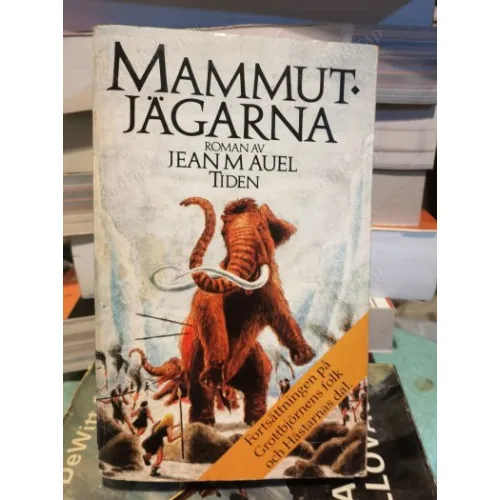 Mammutjägarna (Mammoth Hunters) İsveç Dilinde Roman