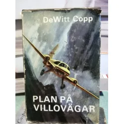 PLAN PÅ VILLOVÄGAR İsveç Dilinde Roman Ciltli Şömizli PLAN PÅ VILLOVÄGAR İsveç Dilinde Roman Ciltli Şömizli