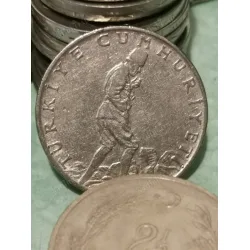 2.5 İki Buçuk Türk Lirası 1970 Madeni Para Büyük Boy