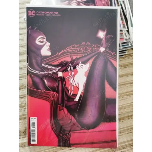 DC CatWoman Volume 5 #40 of Present (Cover B Jenny Frison Card Stock Variant, Comicare)