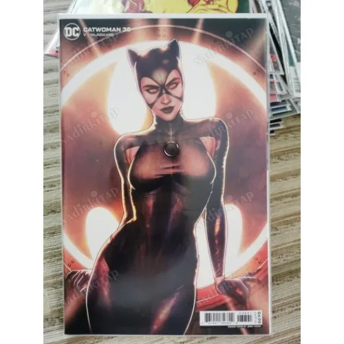 DC CatWoman Volume 5 #38 of Present (Cover B Jenny Frison Card Stock Variant, Comicare)