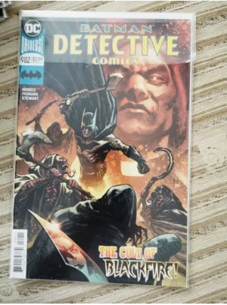 DC Batman Detective Comics 982 of Present The Cursing of Gotham City! (Cover Regular Comicare)