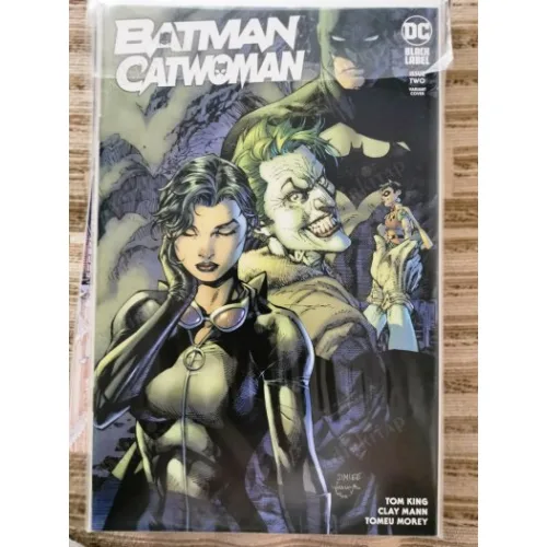 DC BLACK LABEL Batman / Catwoman 2 of 12 ( Cover Jim Lee Variant , Comicare)