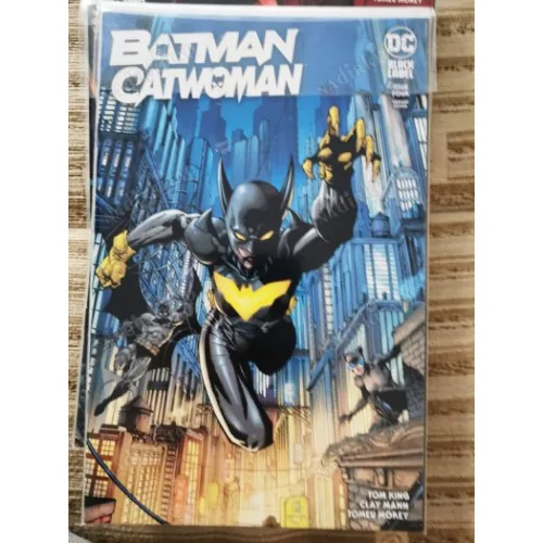 DC BLACK LABEL Batman / Catwoman 4 of 12 ( Cover Jim Lee Variant , Comicare)