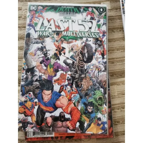 DC Dark Nights:Death Metal The Last 52: War of the Multiverses (Cover Comicare) 9 Stories and additional content