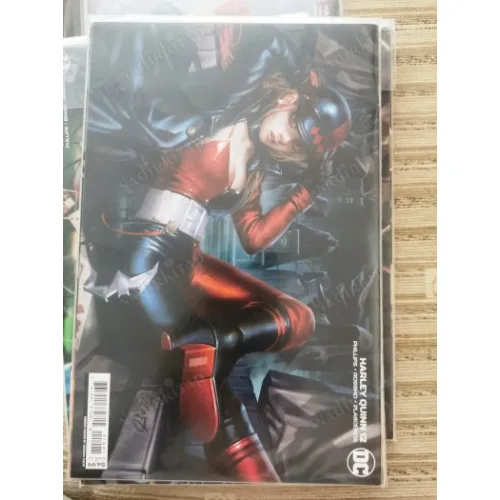 DC Harley Quinn Vol 4 12 of Present (Cover B Derrick Chew Card Stock Variant, Comicare)