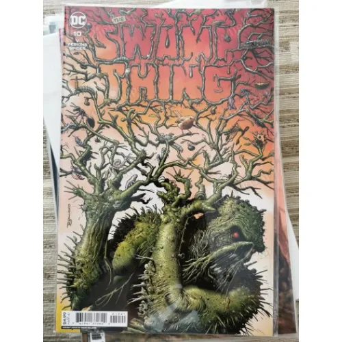 DC The Swamp Thing 10 of 16 (Cover Brian Bolland Card Stock Variant, Comicare)