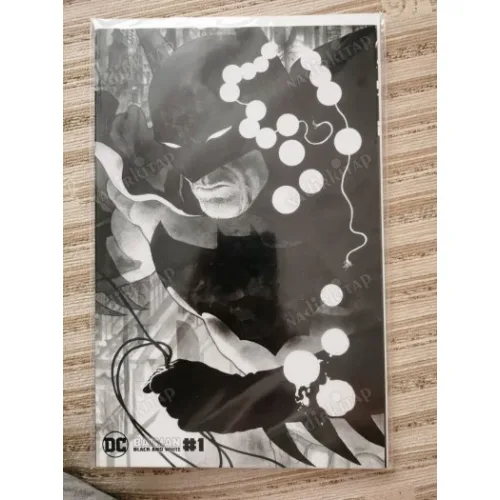 DC Batman: Black and White 1 of 6 (Cover J. H. Williams III Variant Comicare ) 5 Stories