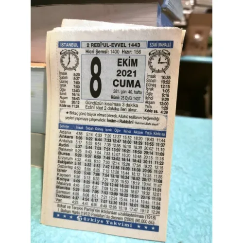 8 Ekim 2021 Türkiye Gazetesi Takvim yaprağı Doğum günü Özel gün hediyesi