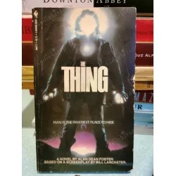 The Thing Now a Chilling Universal Picture 2nd printing (Tv Film Uyarlama Kitapları) The Thing Now a Chilling Universal Picture 2nd printing (Tv Film Uyarlama Kitapları)
