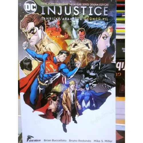 DC INJUSTICE Yıl 3 Cilt 2 (2 Ciltlik Seri) Tanrılar Aramızda Üçüncü Yıl