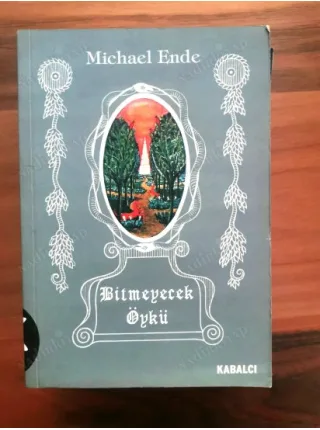 Bitmeyecek Öykü (Renkli Baskı)