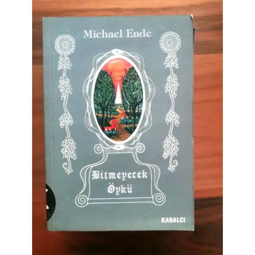 Bitmeyecek Öykü (Renkli Baskı)