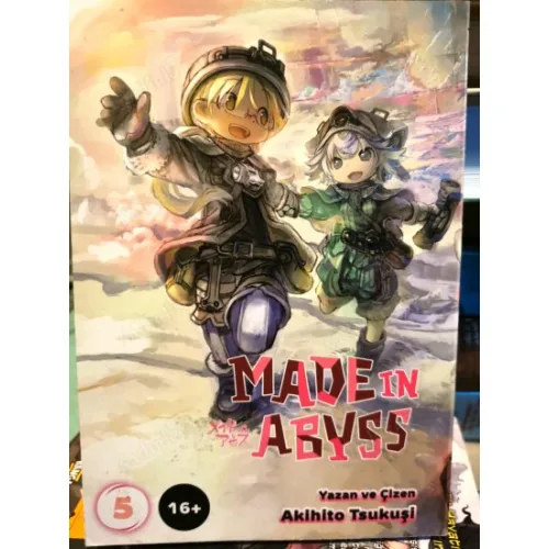 MANGA Made in Abyss Cilt 5