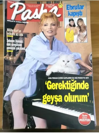 Pasha MEGA 23 24 Ocak 1999 Posterli Ajda Yonca Evcimik, Faruk Bayhan, Leyla Adalı, Tuğba Ünsal Şafak Gökhan, Ebrular kapıştı
