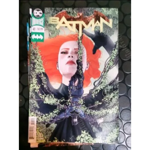 DC Universe Batman Vol 3 # 41 of Present * Everyone Loves Ivy, Part One (Cover Mikel Janín Regular)