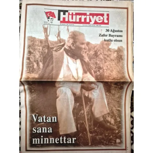 Hürriyet 30 Ağustos 1997 Zafer Bayramı, Rusya ile tarihi imza, Komutanlar nefret ediyoruz