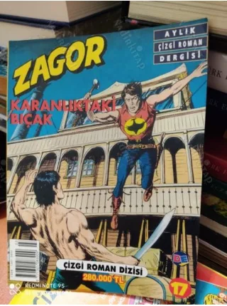 Zagor AD Yayıncılık-Doğan Egmont Sayı 17 Karanlıktaki Bıçak (32lik Seri, Kuşe Baskı)