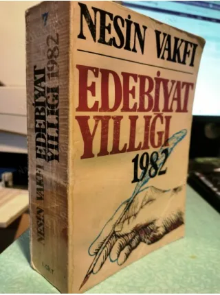 Nesin Vakfı Edebiyat Yıllığı 1982 (832 Sayfa, Tek Cilt)