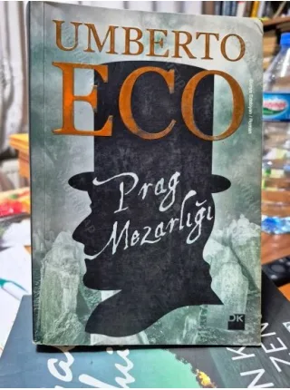 Prag Mezarlığı (ilk Basım 2011)