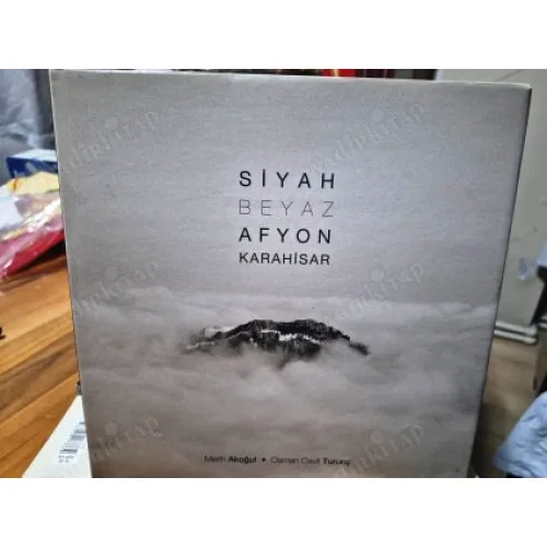 Siyah Beyaz Afyon karahisar (Ciltli Şömizli)