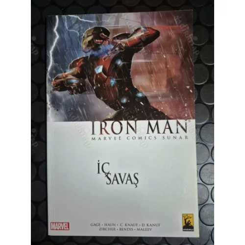 MARVEL Iron Man İç Savaş