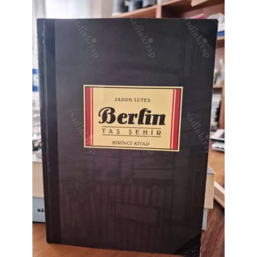 Berlin - Taş Şehir (Birinci Kitap, 3 Ciltlik Seri)